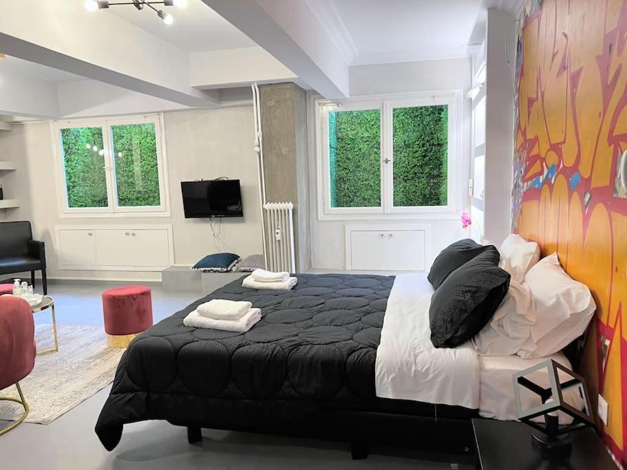 Brand New Modern Street-Style Studio /City Center Athena Bagian luar foto